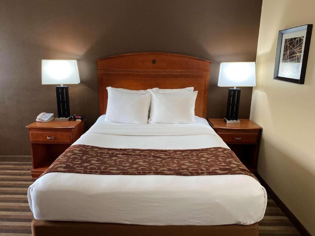 Best Western Manhattan Inn Extérieur photo