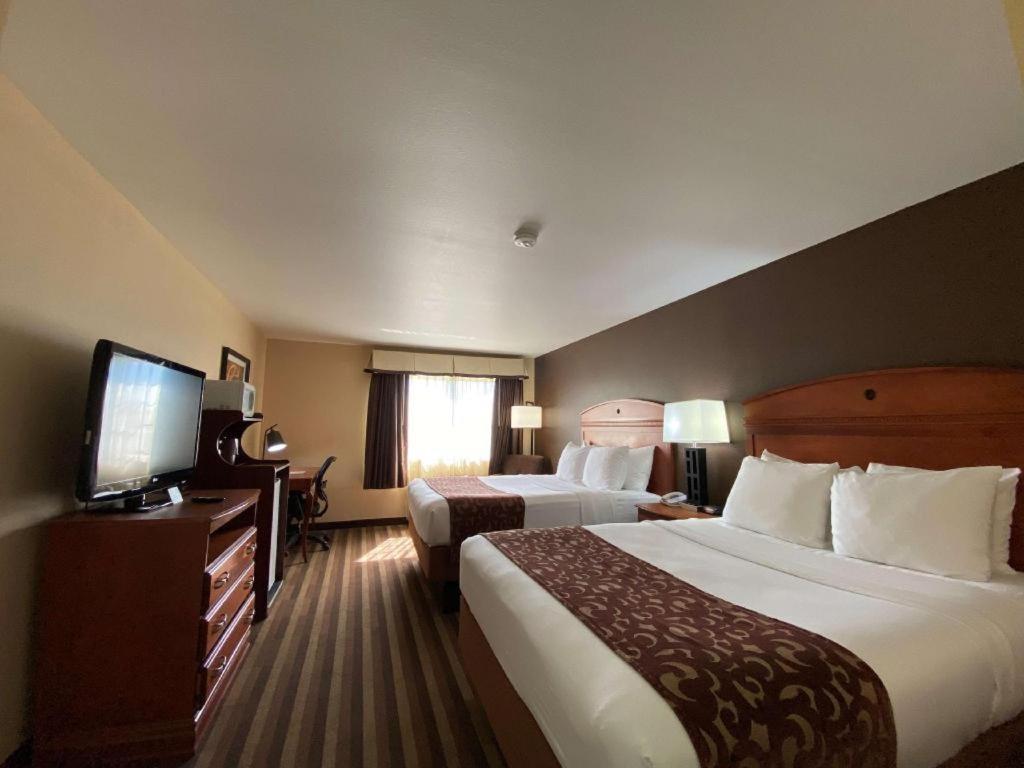 Best Western Manhattan Inn Extérieur photo